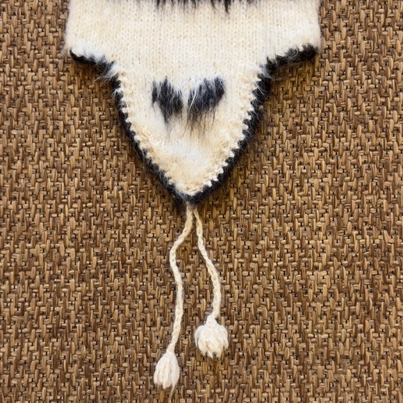 Handmade Andean Chullo Alpaca Wool - Picture 6 of 8